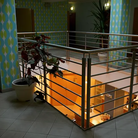 Voyager Hotel
